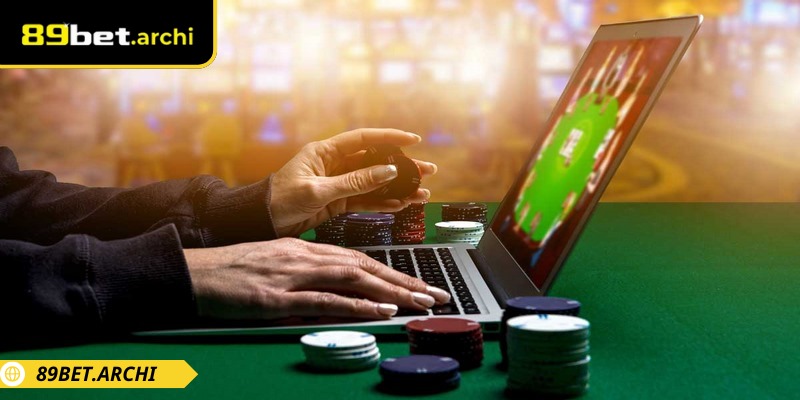 Poker 89bet – Chia Sẻ Bí Quyết Giúp Làm Chủ Mọi Ván Bài 2 Phán đoán bài đối phương là điều cần thiết khi đánh Poker